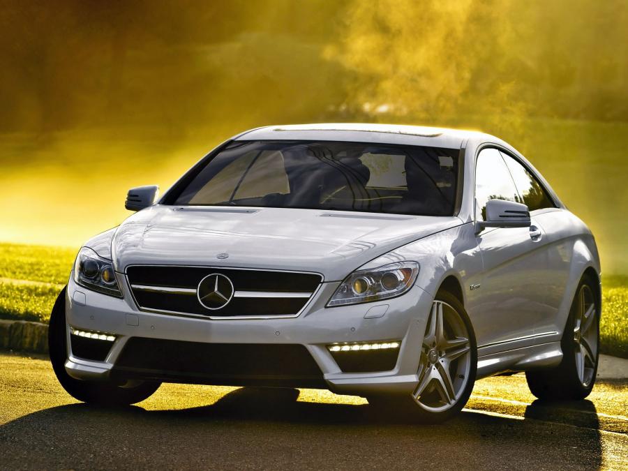  Mercedes-Benz CL63 AMG 2010 года  (US) (фото 17 из 21)